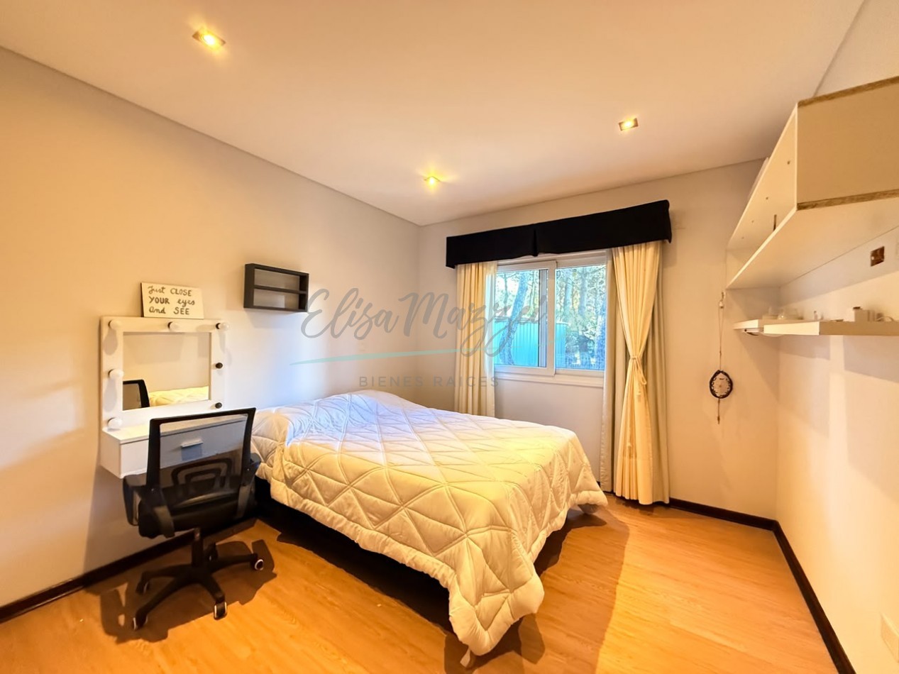 CASA EN ALQUILER ANUAL - LA HERRADURA PINAMAR