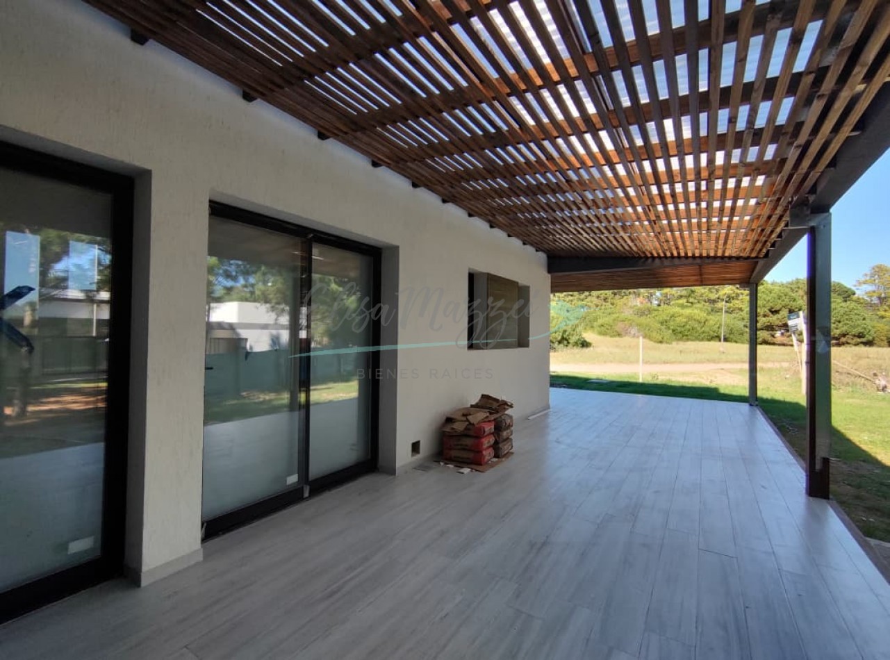 CASA EN VENTA CON FINANCIACION - PINAMAR