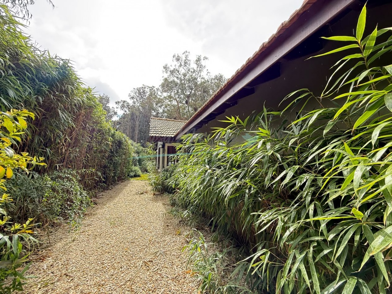 CASA EN VENTA - MAR DE LAS PAMPAS