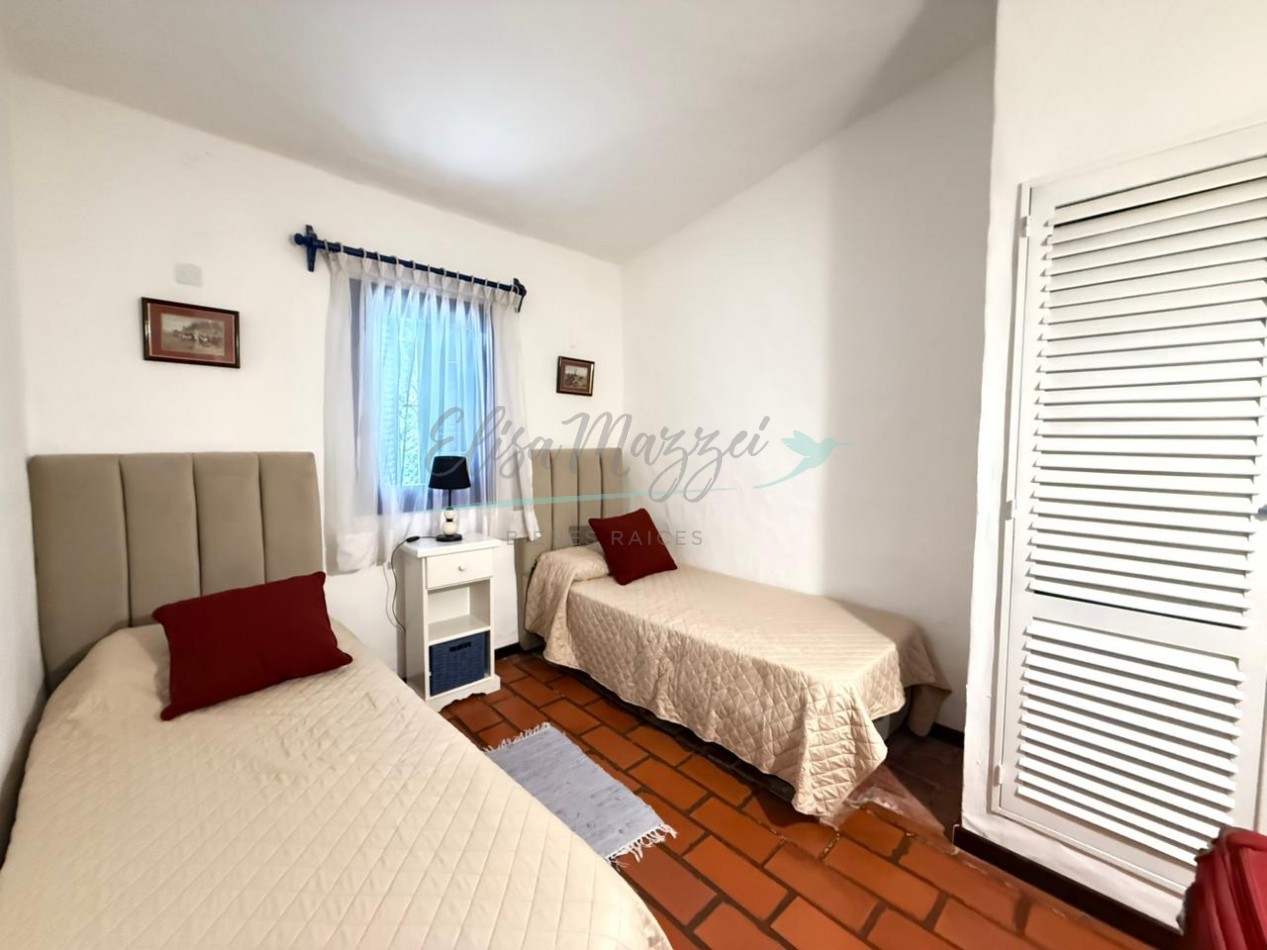 CASA EN VENTA - PINAMAR