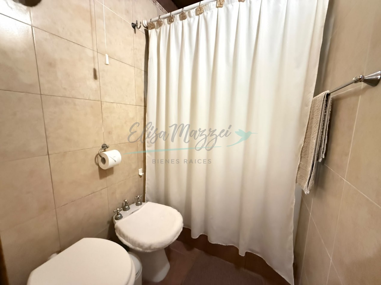 CASA EN VENTA - MAR DE LAS PAMPAS