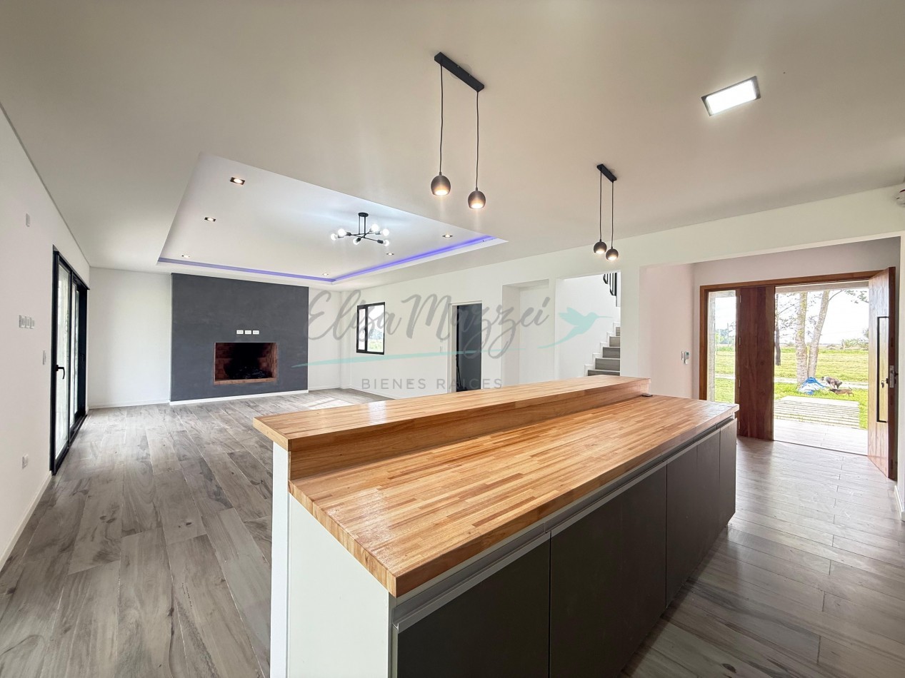 CASA EN VENTA - BARRIO LA VICTORIA - MADARIAGA