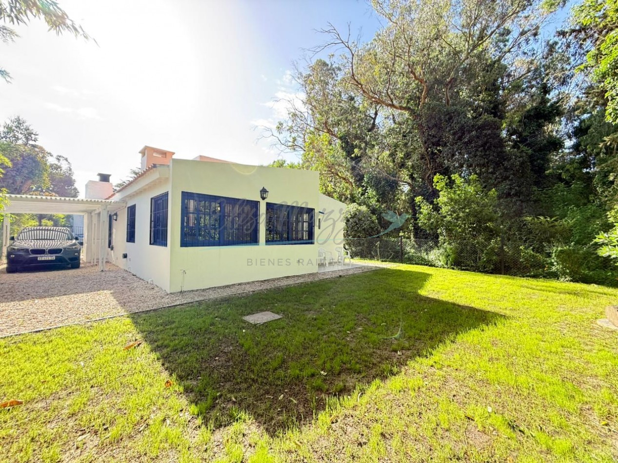 CASA EN VENTA - PINAMAR