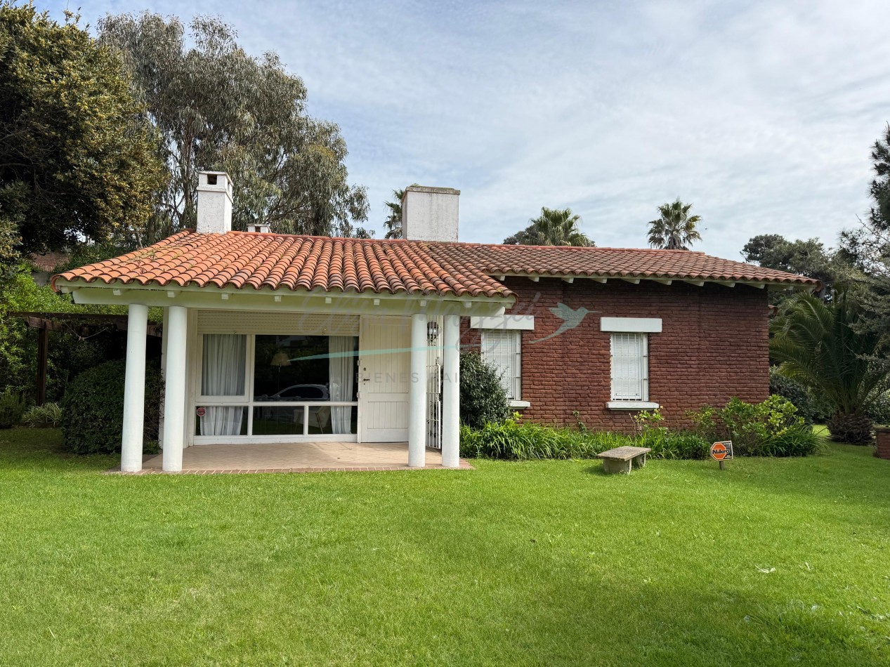 CASA EN ALQUILER A METROS DEL MAR - VERANO 2026 - PINAMAR 