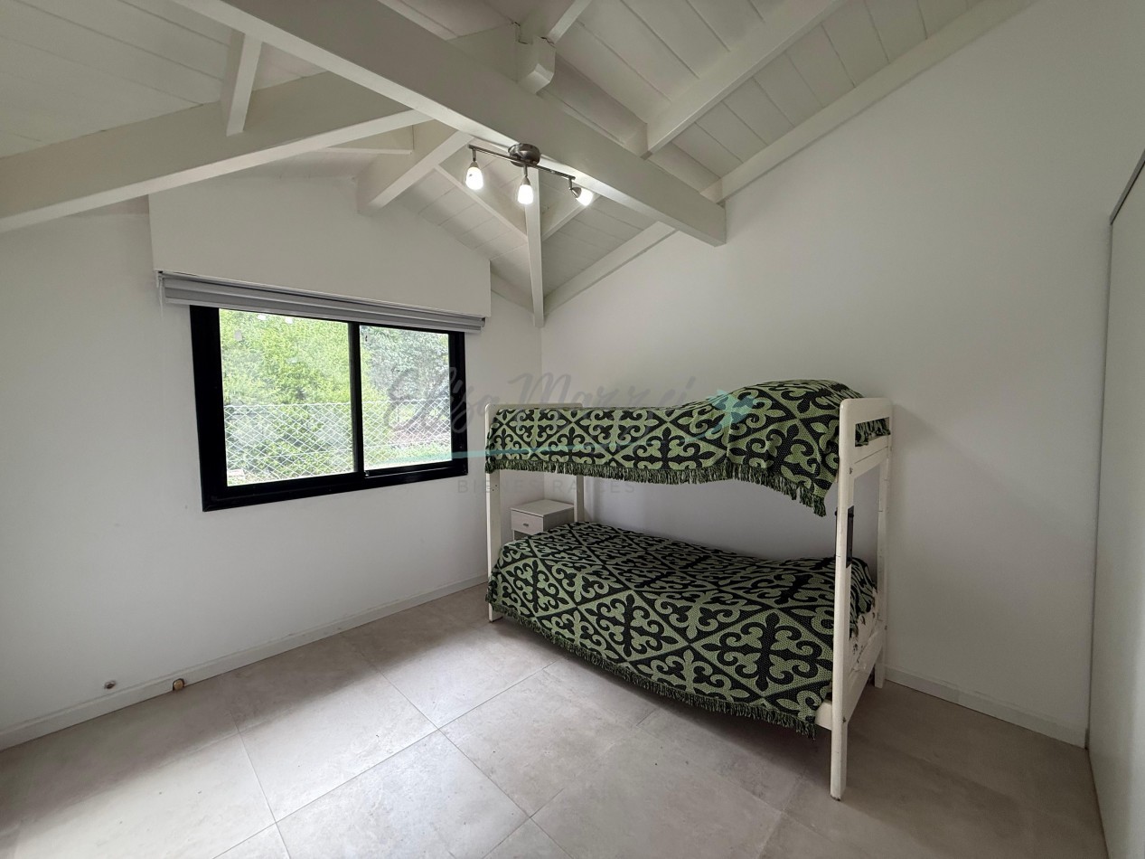CASA A ESTRENAR EN VENTA - PINAMAR