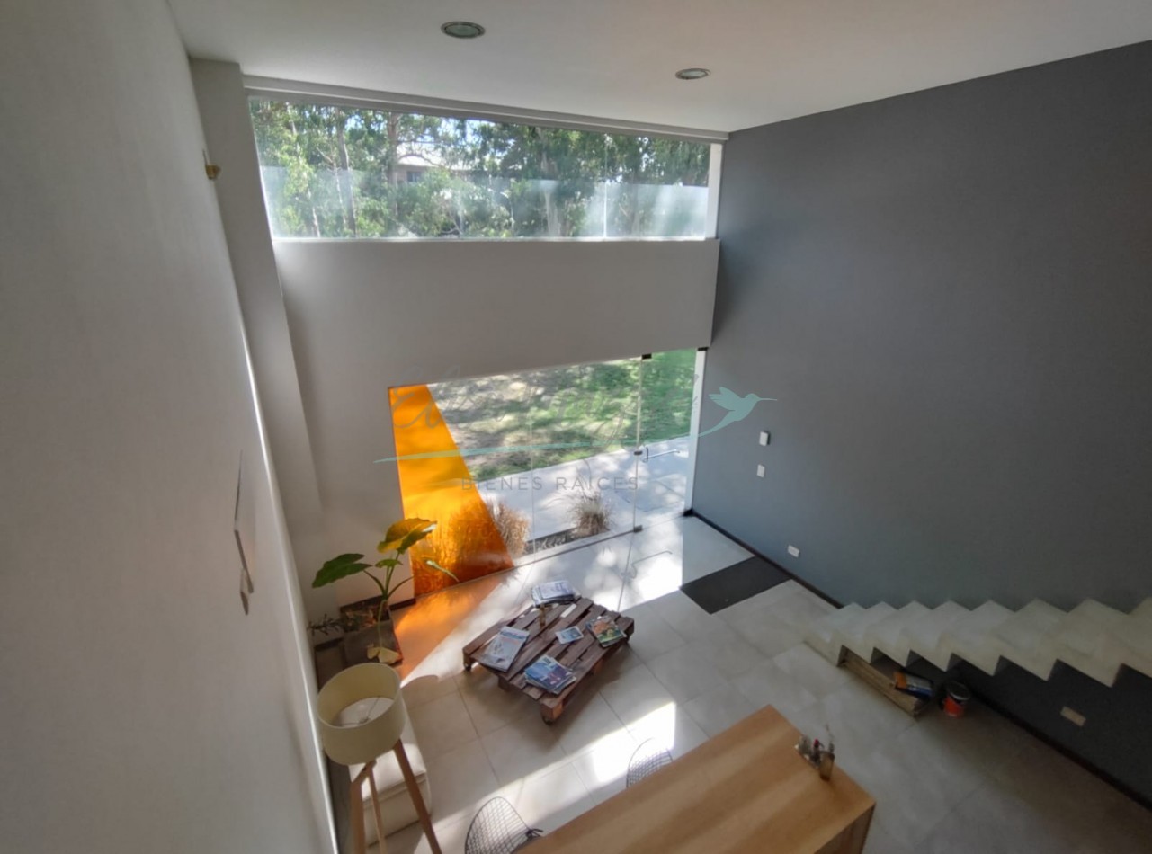 LOCAL EN ALQUILER - PINAMAR CENTRO