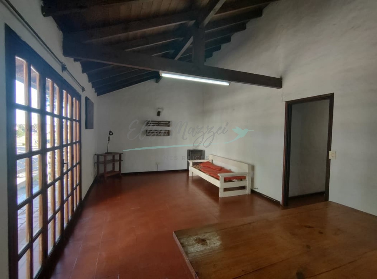 DEPARTAMENTO TRES AMBIENTES EN ALQUILER ANUAL - PINAMAR CENTRO