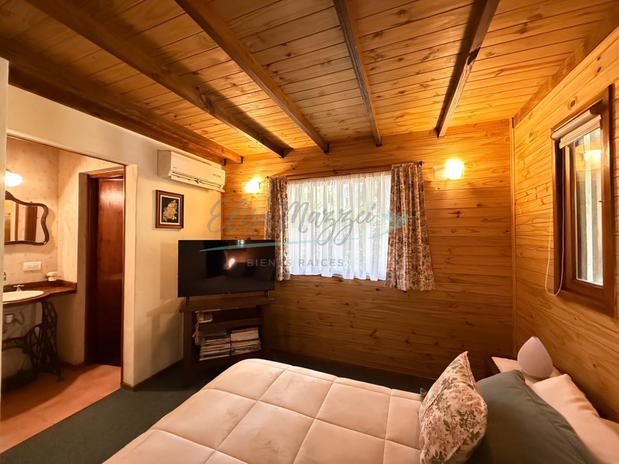 CASA EN VENTA - MAR DE LAS PAMPAS
