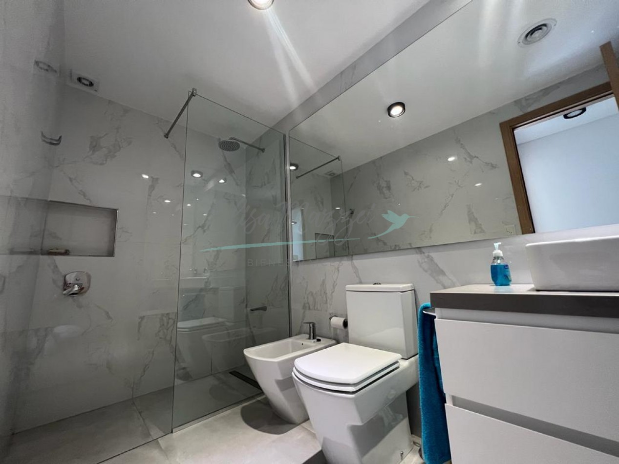 DEPARTAMENTO DOS AMBIENTES EN VENTA - PINAMAR