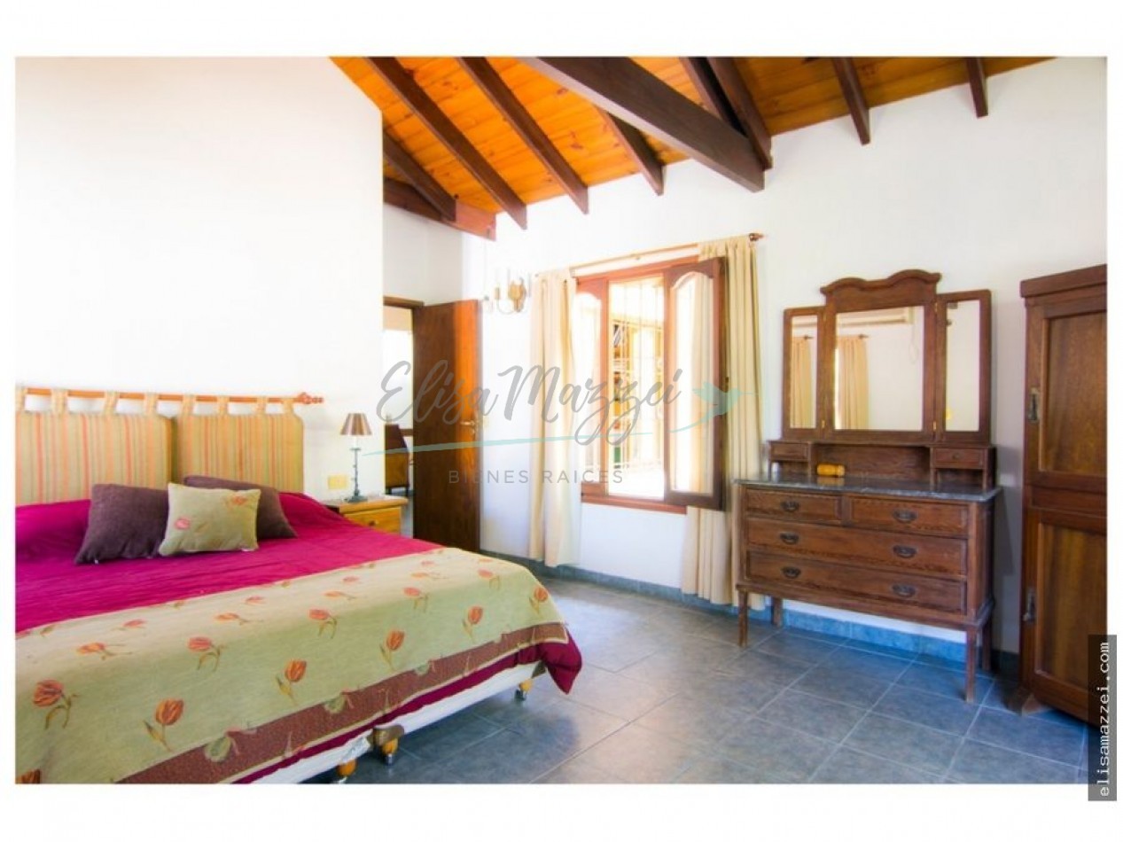 CASA EN VENTA - PINAMAR