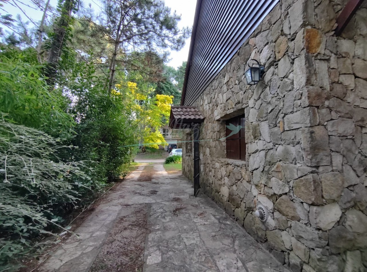 CASA EN VENTA - VALERIA DEL MAR