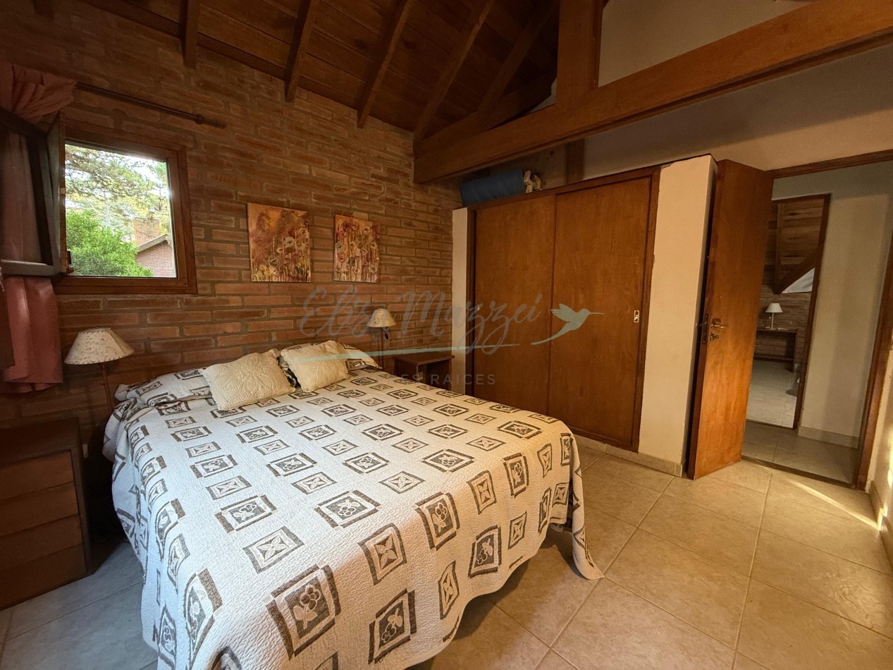 CASA EN VENTA - VALERIA DEL MAR