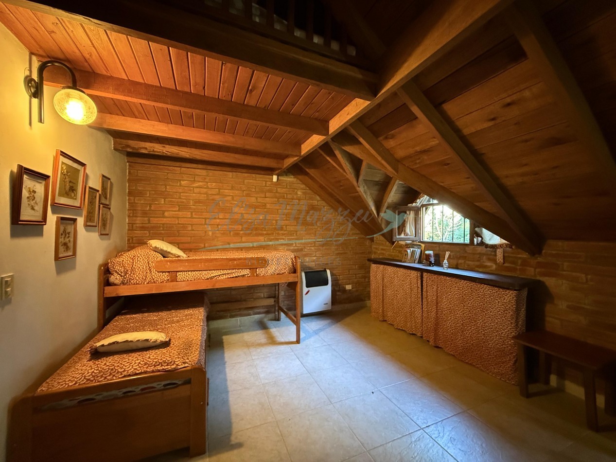 CASA EN VENTA - VALERIA DEL MAR