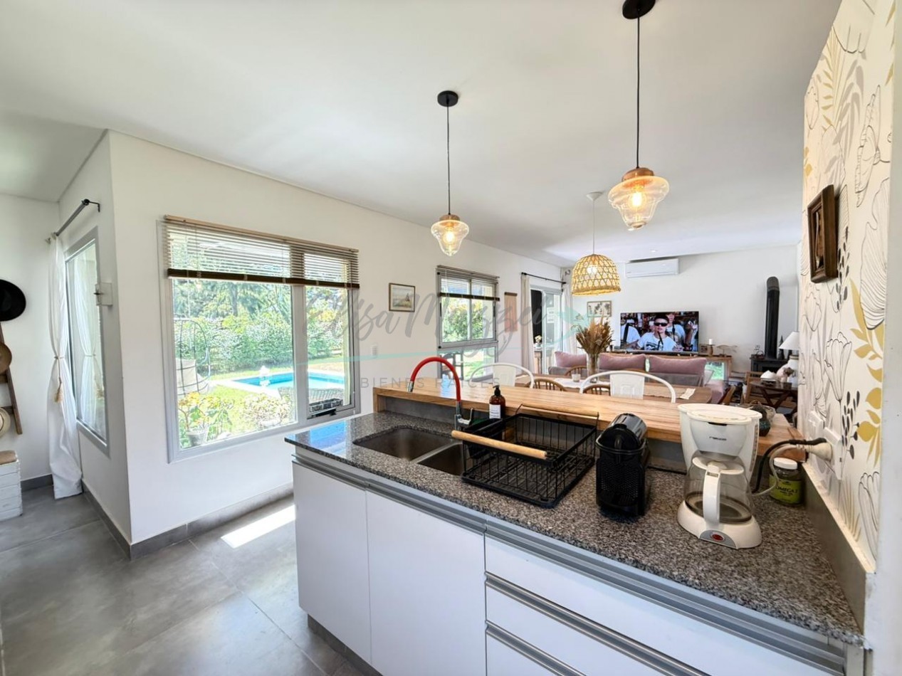 CASA EN VENTA - PINAMAR 