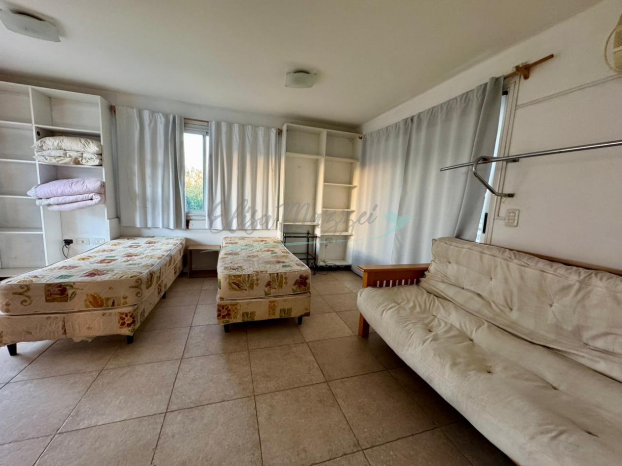 DUPLEX CUATRO AMBIENTES EN VENTA - PINAMAR CENTRO - FINANCIACION