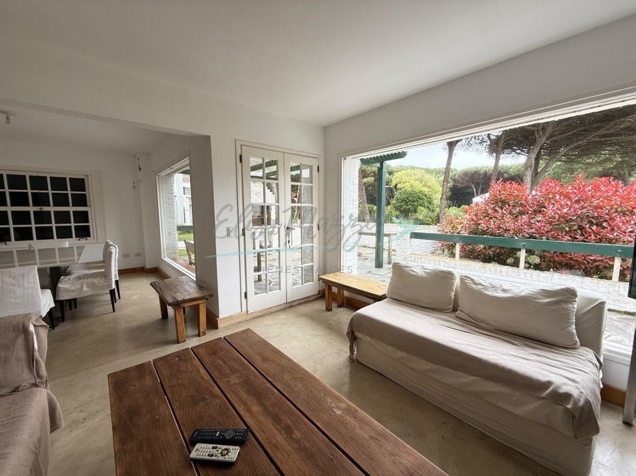 CASA EN VENTA - PINAMAR 