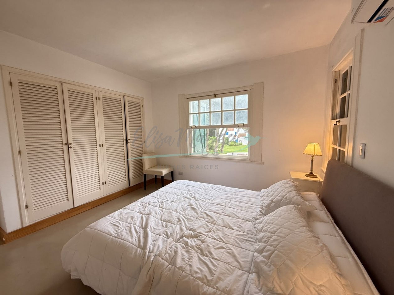 CASA EN VENTA - PINAMAR 