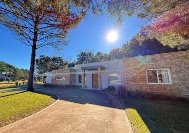 CASA EN ALQUILER ANUAL - LA HERRADURA PINAMAR